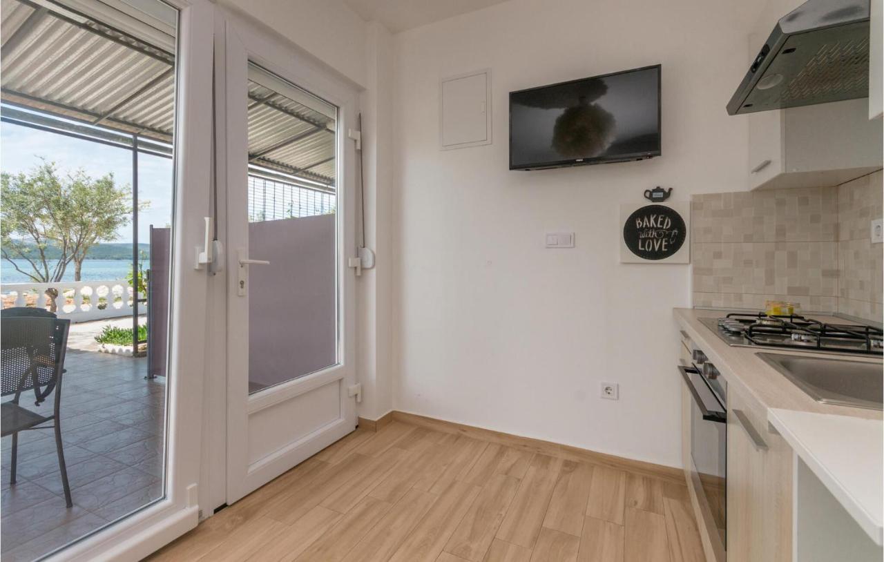 Apartments In Turanj, 20M From The Beach ซูโกชัน ภายนอก รูปภาพ