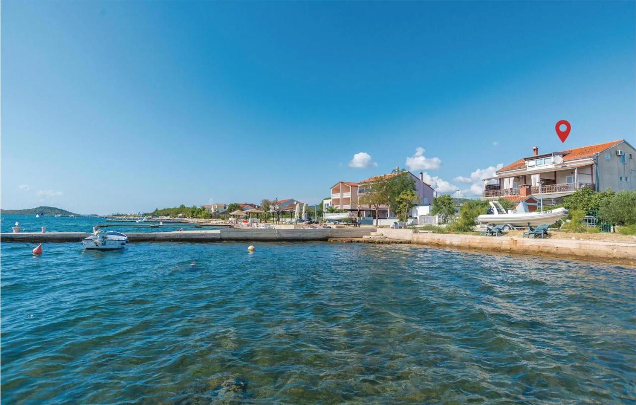 Apartments In Turanj, 20M From The Beach ซูโกชัน ภายนอก รูปภาพ