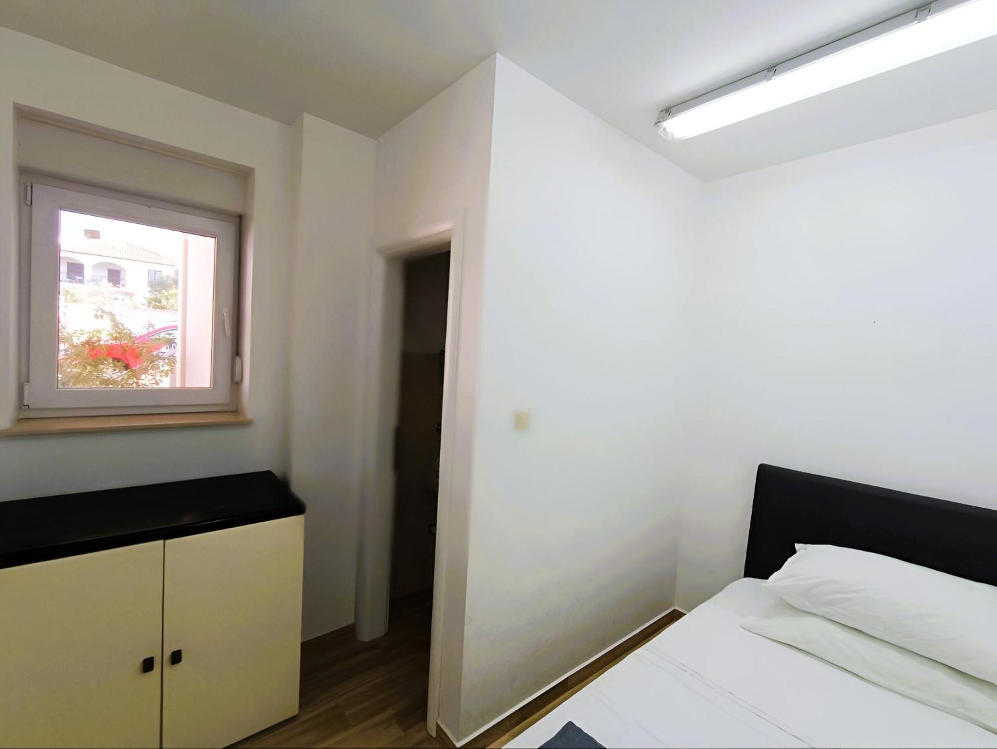 Apartments In Turanj, 20M From The Beach ซูโกชัน ภายนอก รูปภาพ